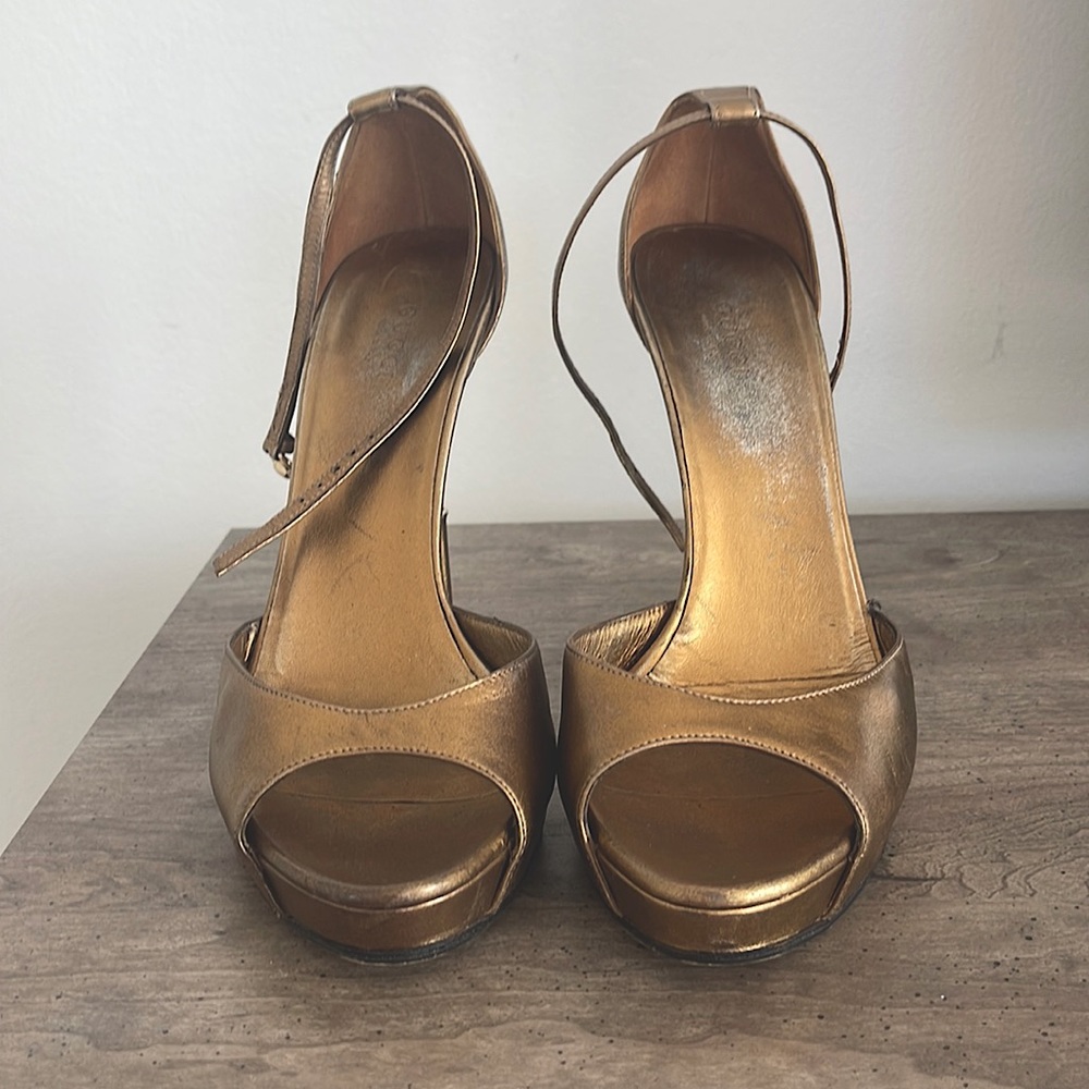 Authentic Gucci Gold Sandal Oro Rutenio